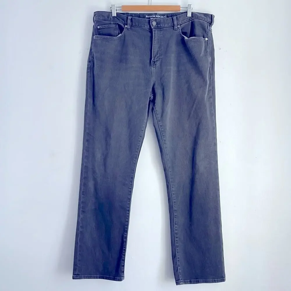 Banana Republic The Traveler slim stretch straight leg jeans sz 38x32